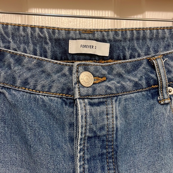 Forever 21 shorts - Picture 2 of 4